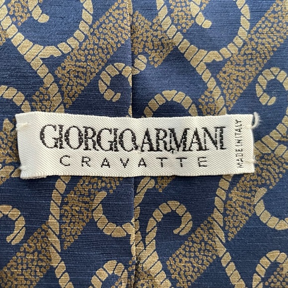 Vtg GEORGIO ARMANI Men's Blue & Gold Tie Cravatte Made in Italy 100% Silk #573 - Picture 2 of 9